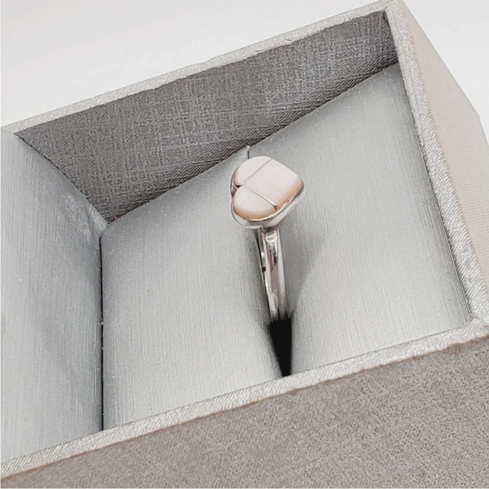 Mother Of Pearl 925 Sterling Silver Heart Ring